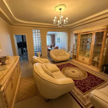 Deluxe Center Durrës